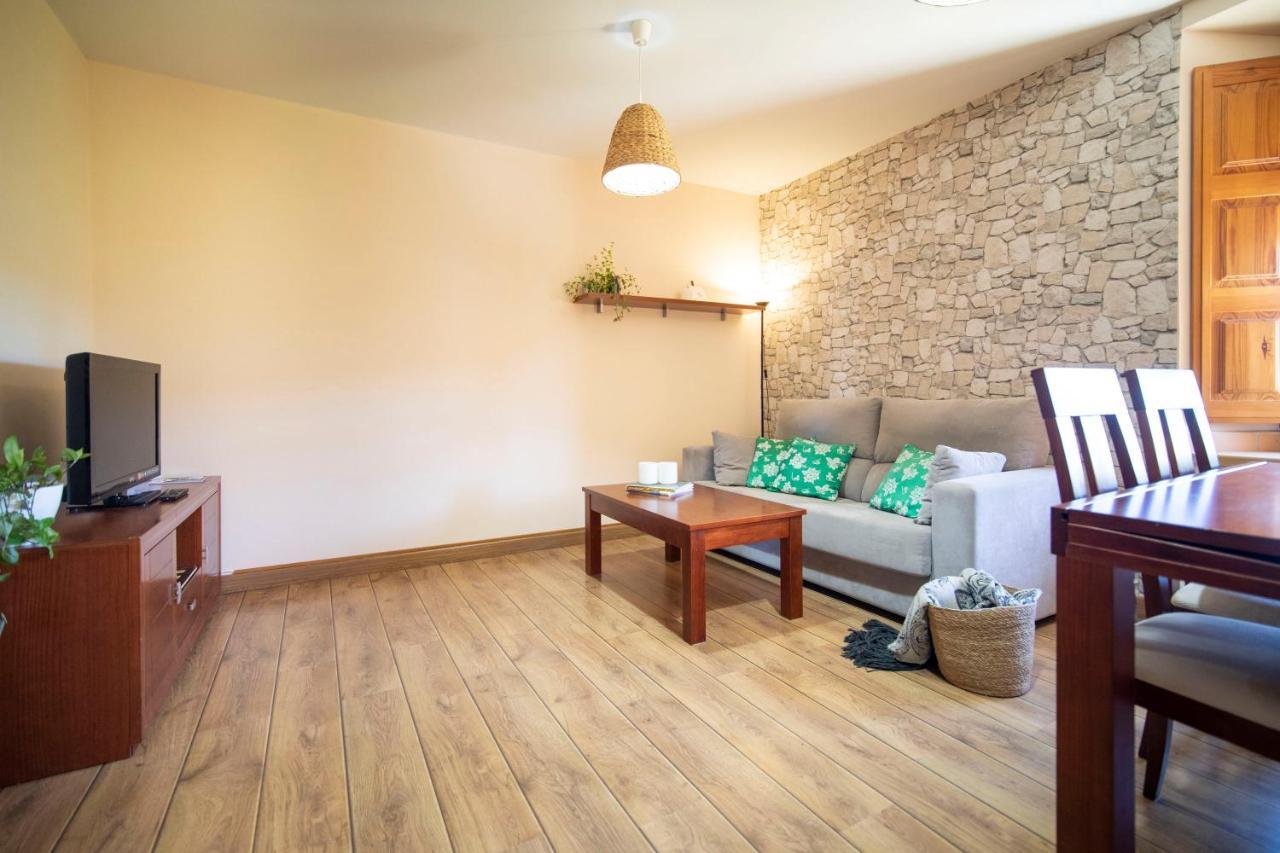 Apartamentos Ribera Del Duero Las Escuelas Vadocondes Dış mekan fotoğraf